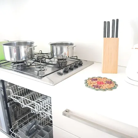 Experience The Charm Of Our Flat * 比比翁