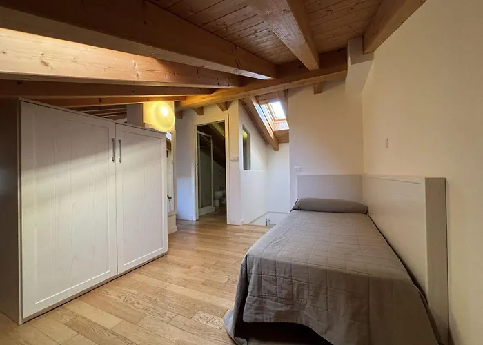 Experience The Charm Of Our Flat Μπιμπιόνε